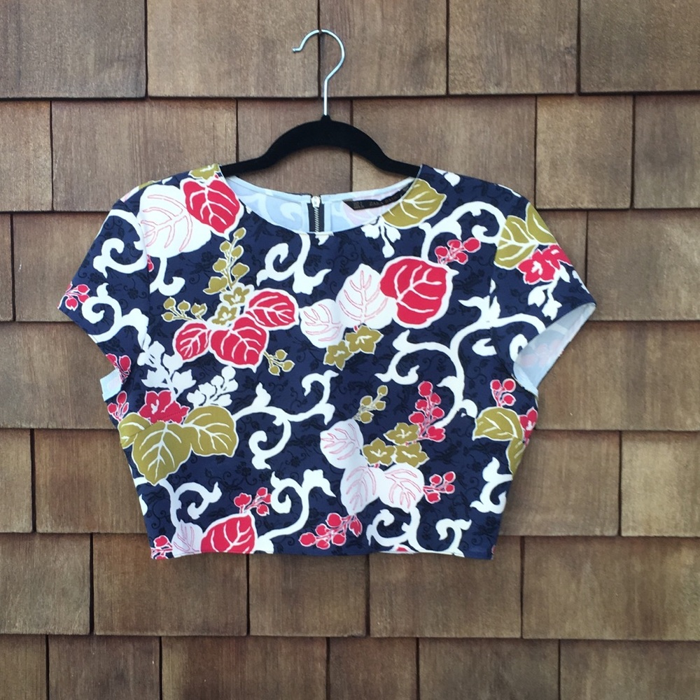 Zara Crop Floral Print Top L